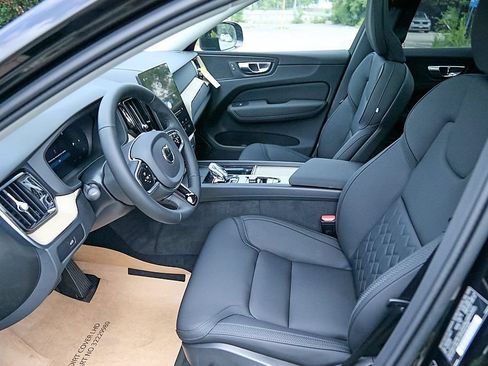 New 2026 Volvo XC60 B5 Plus w/ Climate Package AWD/4WD image 17