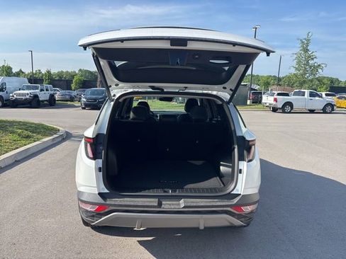 Used 2022 Hyundai Tucson Limited AWD/4WD image 20