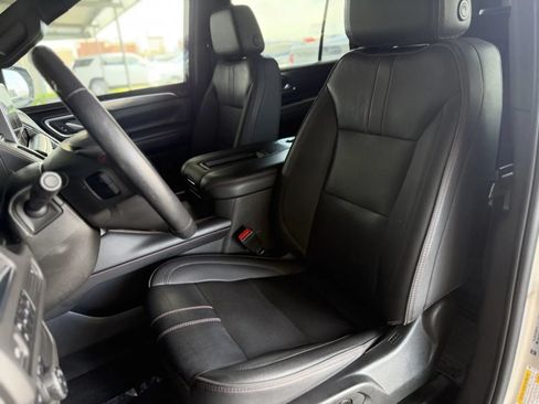 Used 2022 Chevrolet Tahoe RST AWD/4WD image 14