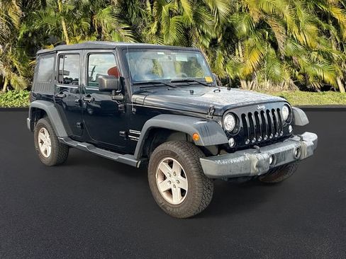 Used 2018 Jeep Wrangler Unlimited Sport S AWD/4WD image 2