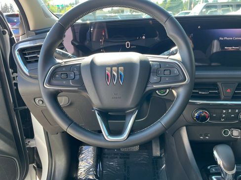 Used 2025 Buick Encore GX Preferred FWD image 29