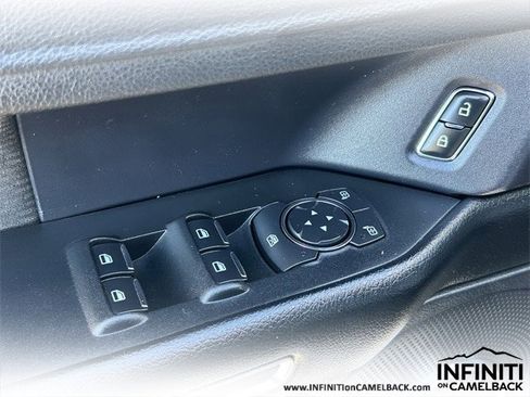 Used 2019 Ford Expedition XLT image 23