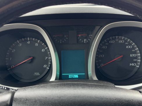 Used 2011 Chevrolet Equinox LT image 15