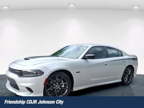 Used 2023 Dodge Charger R/T w/ Blacktop Package RWD image 1