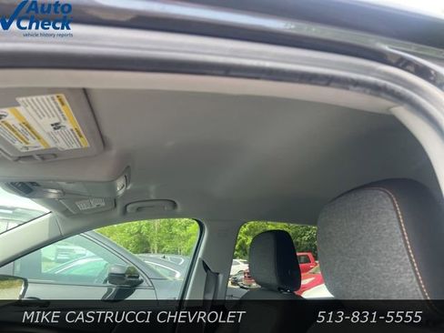 Used 2022 Chevrolet Equinox LT FWD image 9