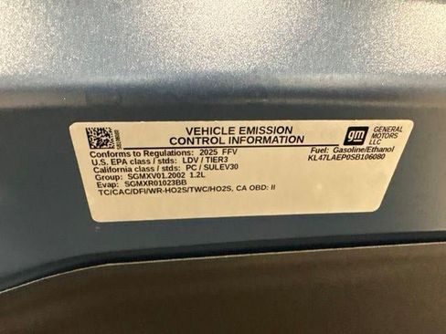 Used 2025 Buick Envista Preferred FWD image 31