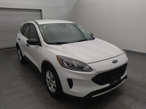 Used 2020 Ford Escape S image 13