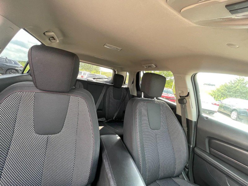 Used 2016 GMC Terrain SLE w/ Convenience Package AWD/4WD image 5