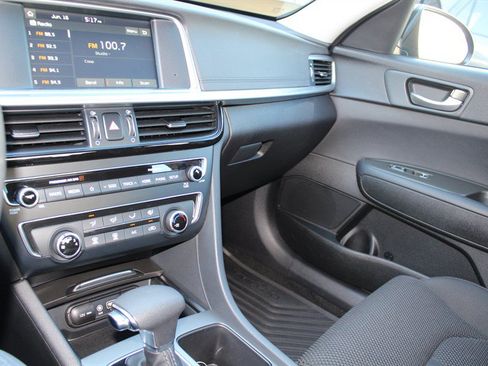 Used 2020 Kia Optima LX FWD image 14