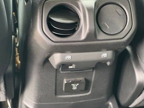 New 2026 Jeep Wrangler Unlimited Rubicon AWD/4WD image 29