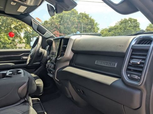 Used 2025 RAM 1500 Big Horn AWD/4WD image 34
