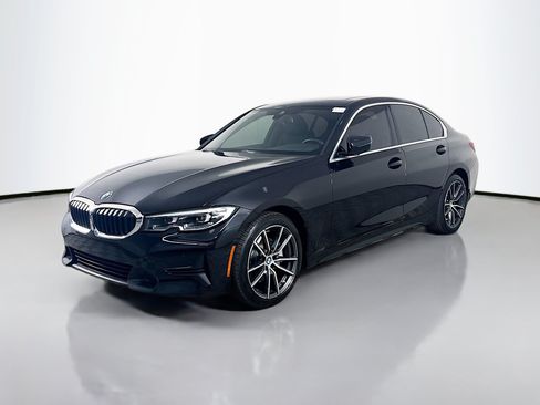 Used 2021 BMW 330i Sedan w/ Convenience Package RWD image 4
