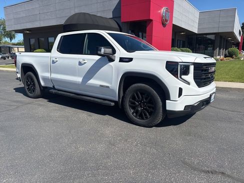 Used 2023 GMC Sierra 1500 Elevation w/ Elevation Premium Package AWD/4WD image 7