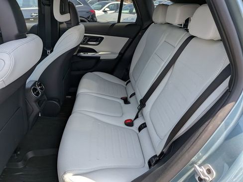 Used 2026 Mercedes-Benz GLC 300 image 15