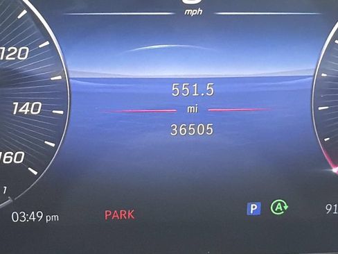Used 2023 Mercedes-Benz GLC 300 image 27