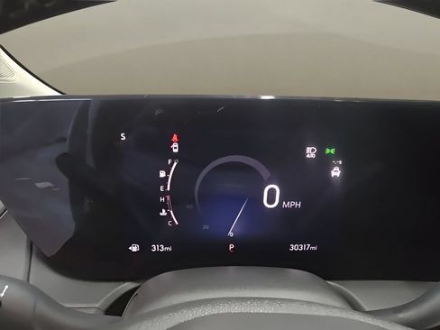 Used 2025 Buick Encore GX Preferred FWD image 36