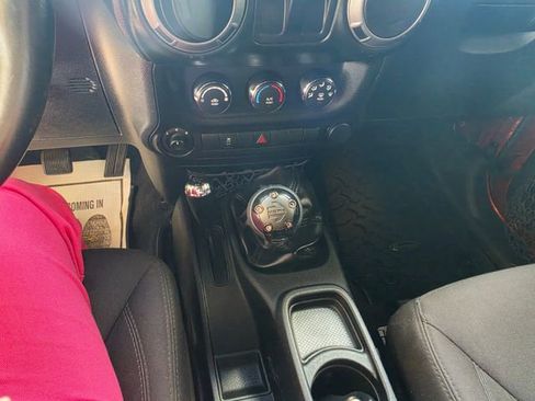 Used 2014 Jeep Wrangler Sport w/ Quick Order Package 23S AWD/4WD image 9