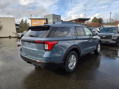 New 2026 Ford Explorer Active image 5