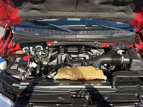 Used 2018 Ford F150 XLT w/ Equipment Group 301A Mid AWD/4WD image 18