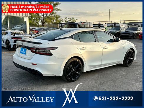 Used 2021 Nissan Maxima SR w/ Sport Mat Group FWD image 7