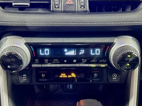 Used 2025 Toyota RAV4 Limited FWD image 13