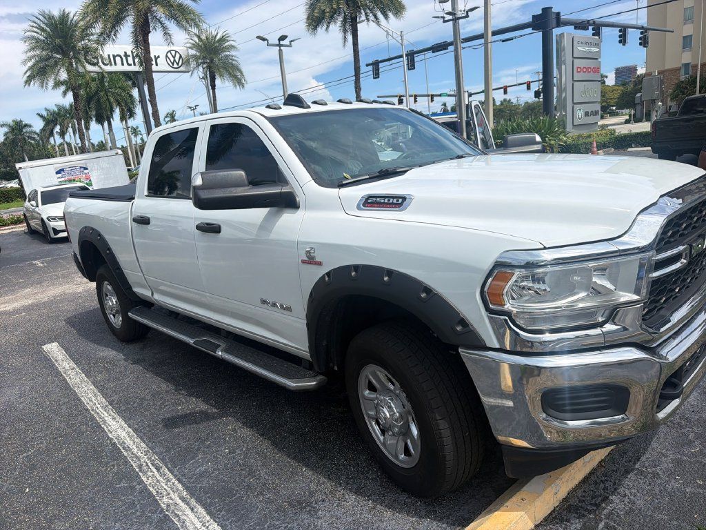 Used 2022 RAM 2500 Tradesman w/ Chrome Appearance Group AWD/4WD image 2
