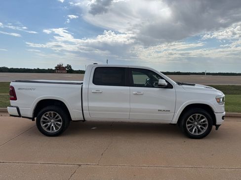 Used 2020 RAM 1500 Laramie w/ Sport Appearance Package AWD/4WD image 2