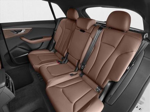 New 2025 Audi Q8 Prestige image 9