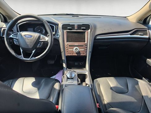 Used 2020 Ford Fusion Titanium AWD/4WD image 11