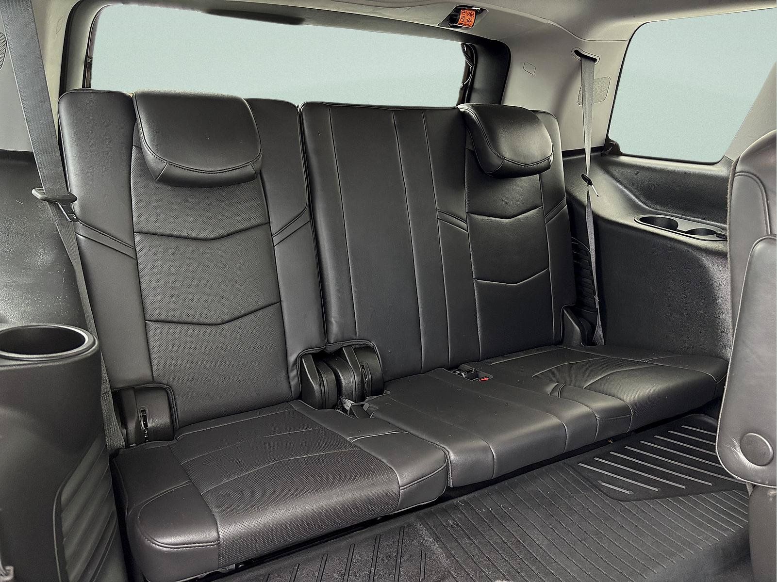 Used 2020 Cadillac Escalade Luxury AWD/4WD image 30