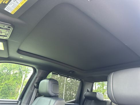 Used 2024 Toyota Tundra Platinum AWD/4WD image 28