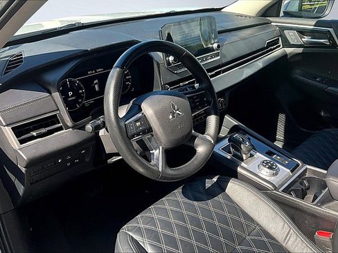 Used 2023 Mitsubishi Outlander SEL AWD/4WD image 22