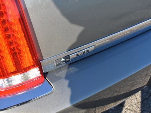 Used 2011 Cadillac DTS Premium w/ Driver Awareness Package image 8