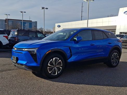 Used 2024 Chevrolet Blazer EV LT image 5