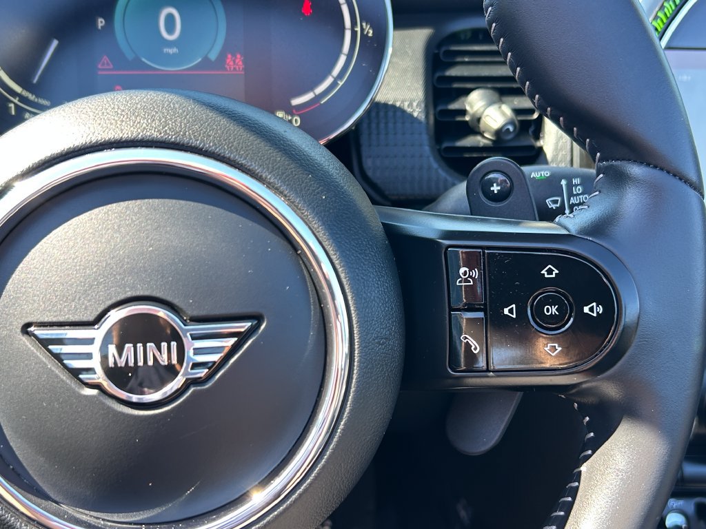 Used 2024 MINI Cooper S w/ Seaside Edition FWD image 19