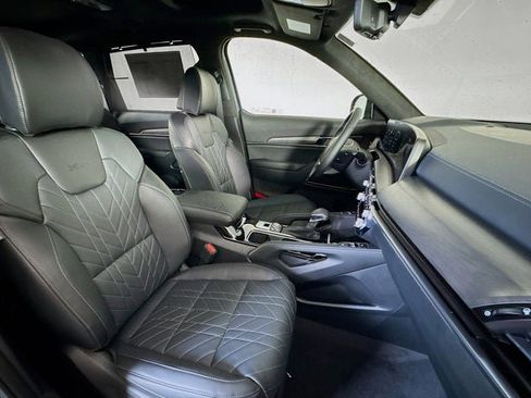 New 2025 Kia Telluride SX Prestige X-Pro image 32