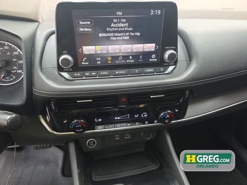 Used 2021 Nissan Rogue SV w/ Premium Package FWD image 14