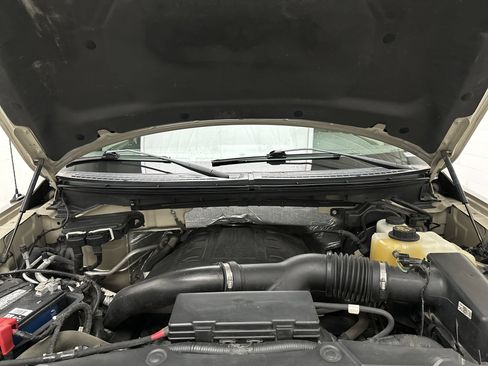 Used 2013 Ford F150 XLT w/ Luxury Equipment Group AWD/4WD image 37
