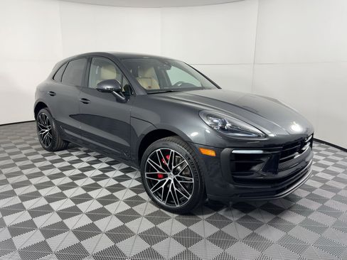Certified 2026 Porsche Macan S AWD/4WD image 7