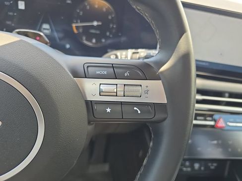 Used 2025 Hyundai Tucson SEL FWD image 23