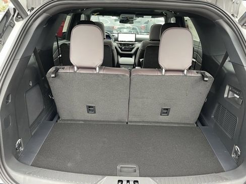 New 2026 Ford Explorer Platinum w/ LUX Leather Package image 26