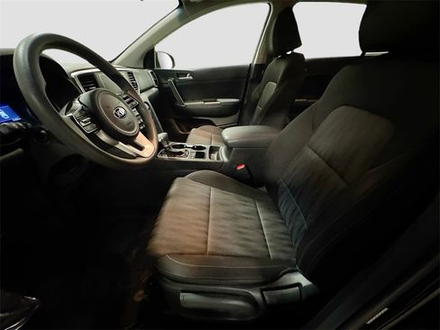 Used 2020 Kia Sportage LX image 23