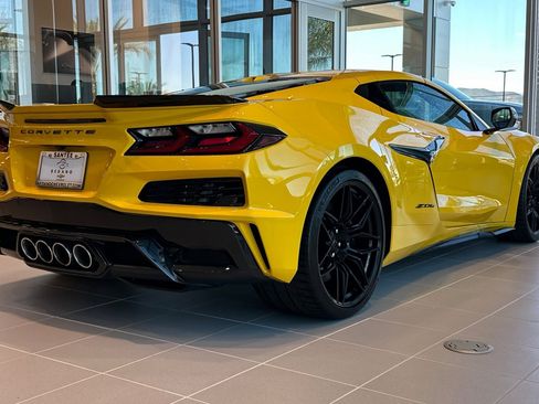 New 2025 Chevrolet Corvette Z06 image 4
