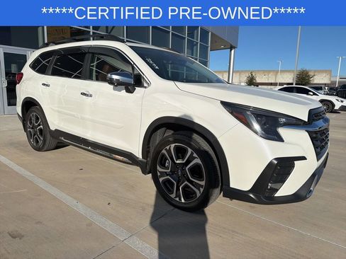 Used 2023 Subaru Ascent Touring image 2