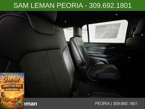 New 2025 Jeep Grand Cherokee L Altitude image 28