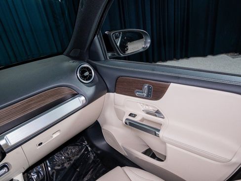 New 2026 Mercedes-Benz GLB 250 image 22