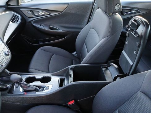 Used 2024 Chevrolet Malibu LT image 18