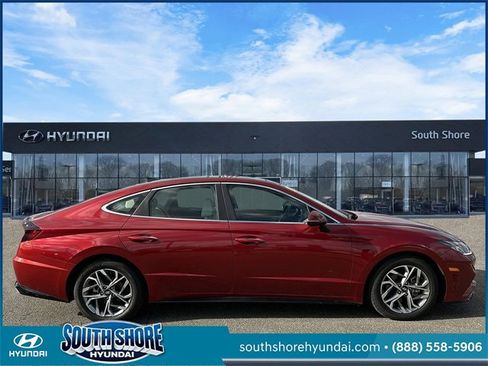 Certified 2023 Hyundai Sonata SEL w/ Convenience Package image 5