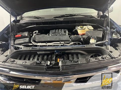 Used 2024 Chevrolet Silverado 1500 LT AWD/4WD image 27