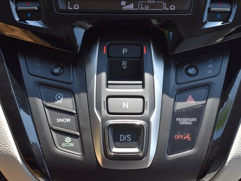 New 2026 Honda Odyssey Touring image 23